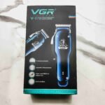 VGR V-679 Professional Rechargeable Hair Clipper – Self-Sharpening Blades, Adjustable Lever, 4 Guide Combs | Glamole